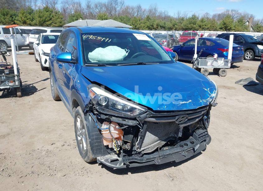 2016 Hyundai Tucson SE (VIN KM8J23A45GU181936) main photo