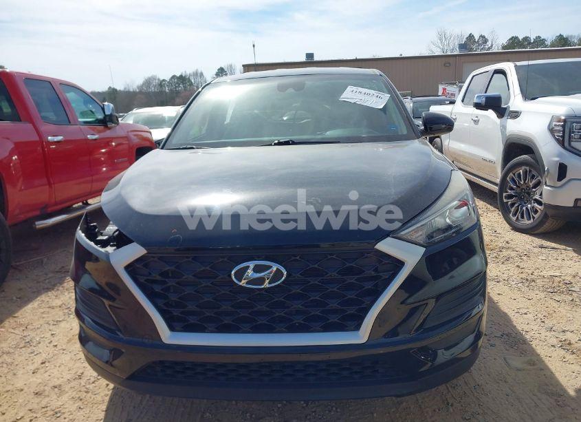 Photo 13 of 2019 Hyundai Tucson SE (VIN KM8J23A45KU921641)