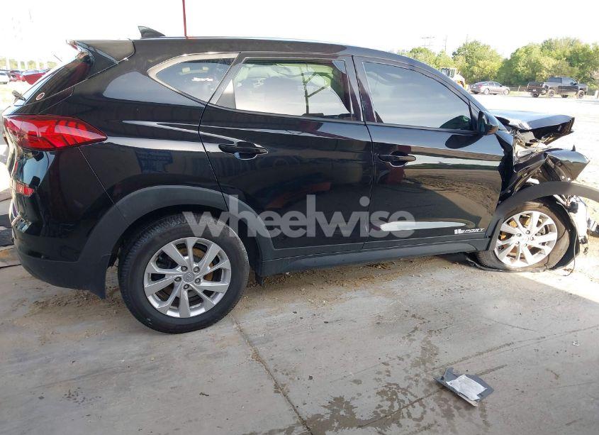 Photo 13 of 2021 Hyundai Tucson SE (VIN KM8J23A45MU338117)