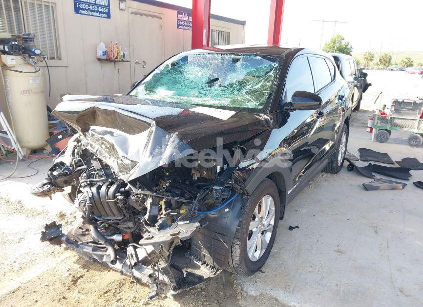 Photo 2 of 2021 Hyundai Tucson SE (VIN KM8J23A45MU338117)