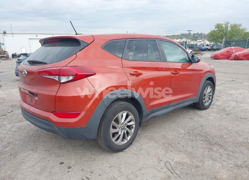 Photo 4 of 2017 Hyundai Tucson SE (VIN KM8J23A46HU387316)