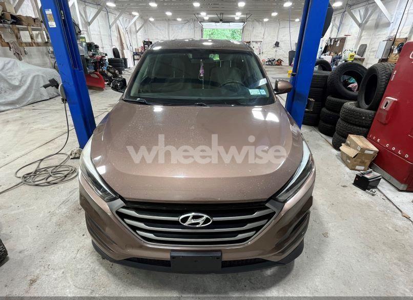 Photo 14 of 2017 Hyundai Tucson SE (VIN KM8J23A47HU268187)