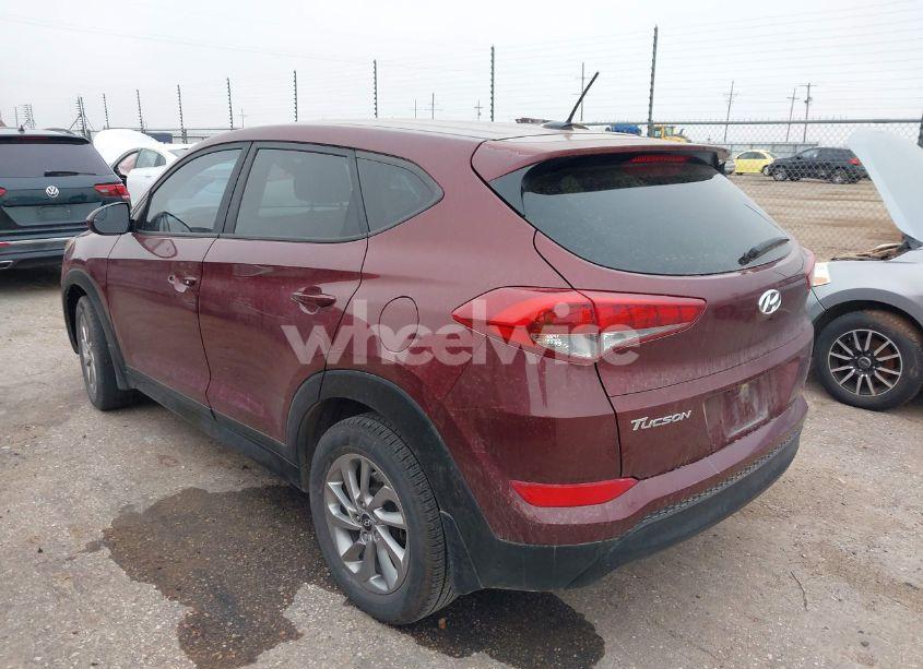 Photo 3 of 2017 Hyundai Tucson SE (VIN KM8J23A47HU431498)