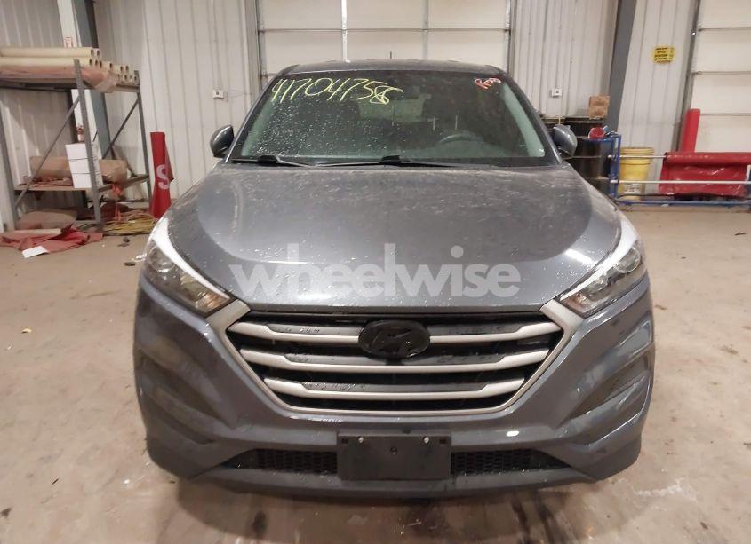 Photo 12 of 2017 Hyundai Tucson SE (VIN KM8J23A47HU528524)