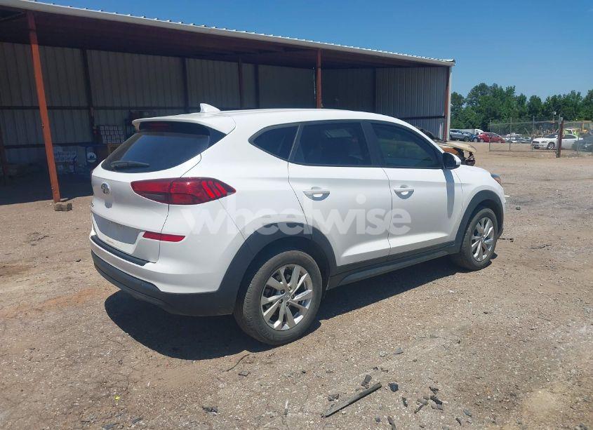 Photo 4 of 2020 Hyundai Tucson SE (VIN KM8J23A47LU117892)