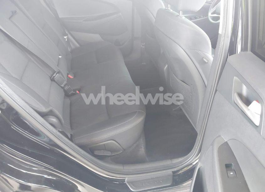 Photo 8 of 2020 Hyundai Tucson SE (VIN KM8J23A47LU123353)