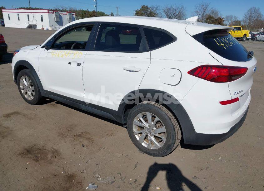 Photo 3 of 2021 Hyundai Tucson SE (VIN KM8J23A47MU327961)