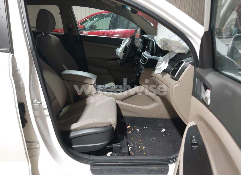 Photo 5 of 2021 Hyundai Tucson SE (VIN KM8J23A47MU393586)