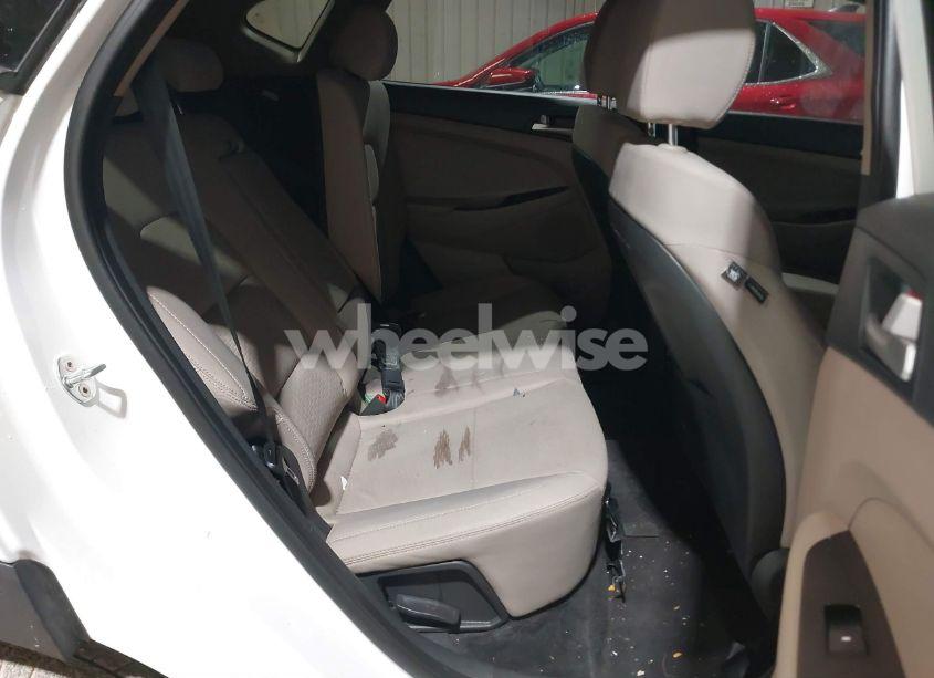 Photo 8 of 2021 Hyundai Tucson SE (VIN KM8J23A47MU393586)