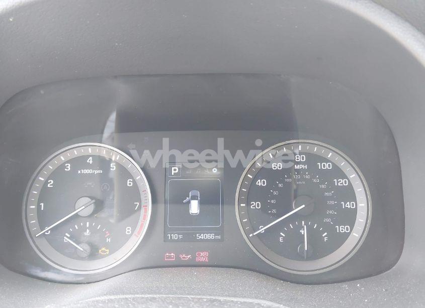 Photo 7 of 2018 Hyundai Tucson SE (VIN KM8J23A48JU812380)