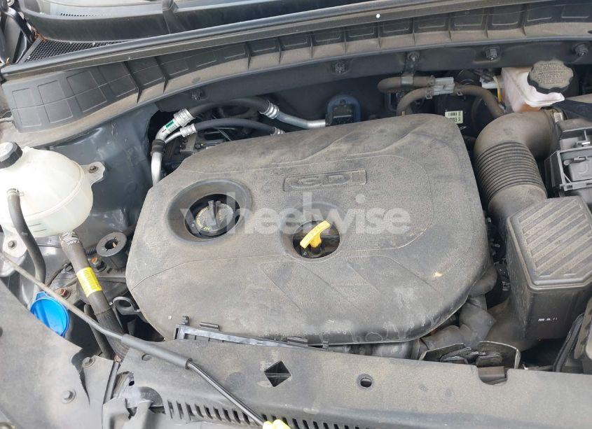 Photo 10 of 2019 Hyundai Tucson SE (VIN KM8J23A48KU843713)