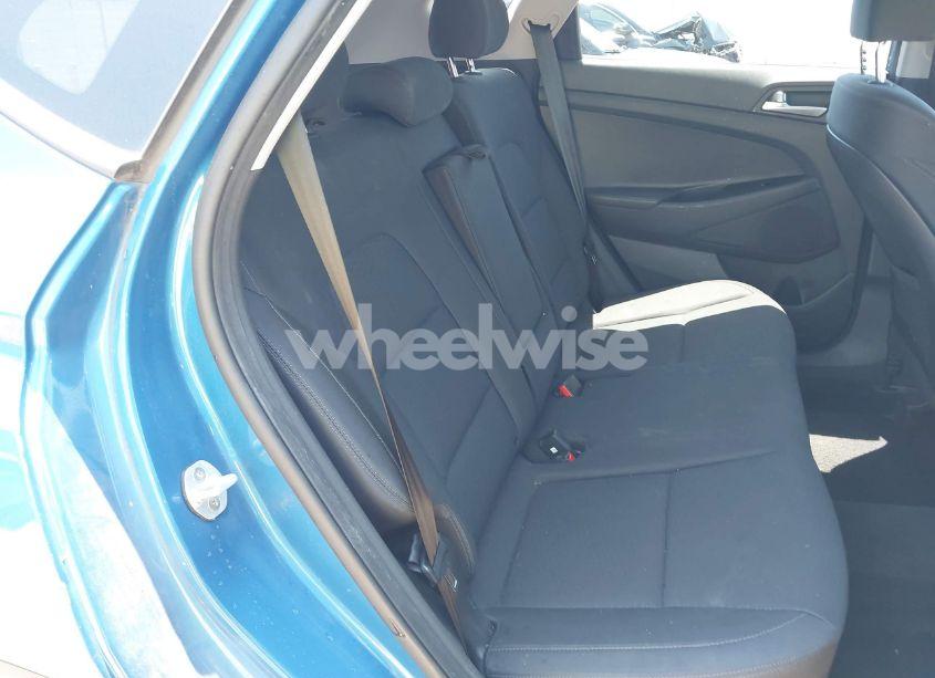 Photo 8 of 2019 Hyundai Tucson SE (VIN KM8J23A48KU894712)