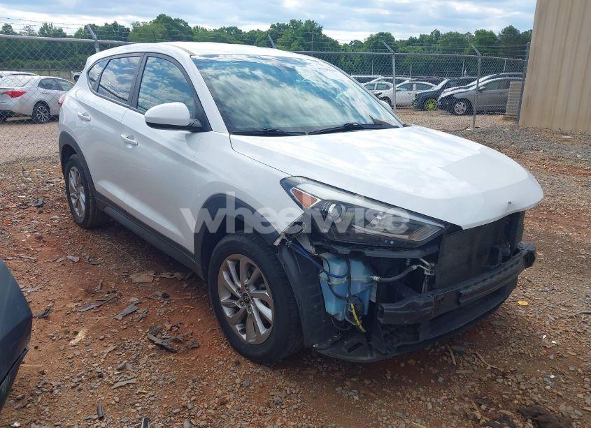 2017 Hyundai Tucson SE (VIN KM8J23A49HU580043) main photo