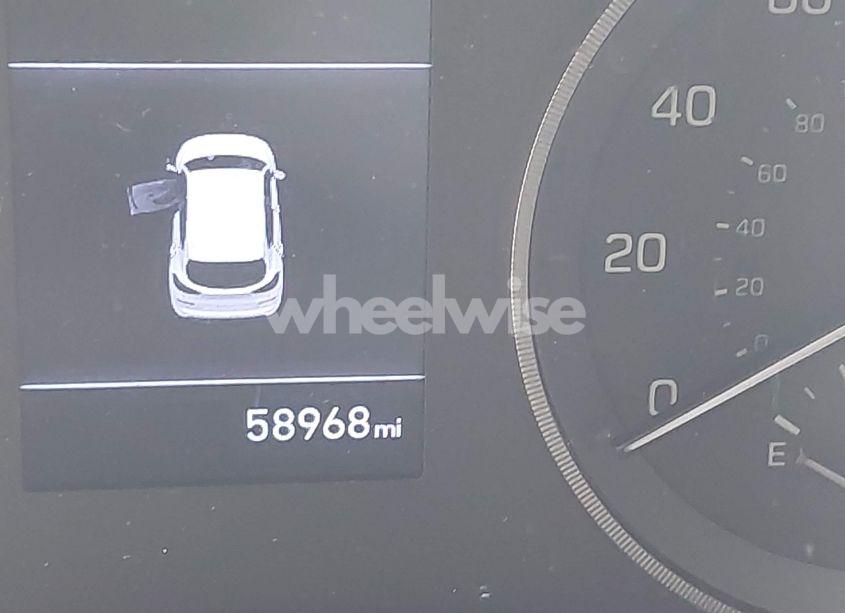 Photo 16 of 2020 Hyundai Tucson SE (VIN KM8J23A4XLU076027)