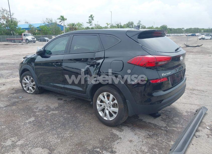 Photo 3 of 2020 Hyundai Tucson SE (VIN KM8J23A4XLU076027)