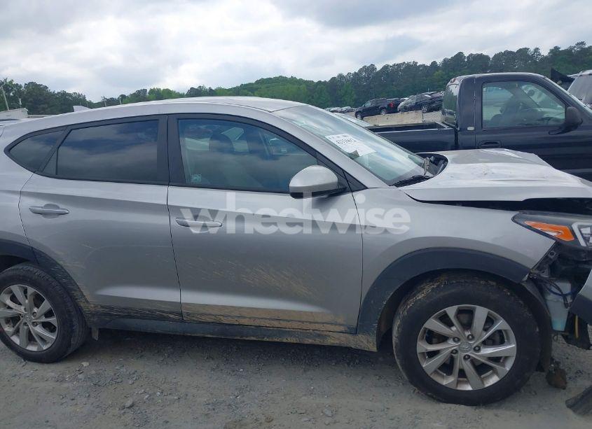 Photo 13 of 2020 Hyundai Tucson SE (VIN KM8J2CA40LU175326)