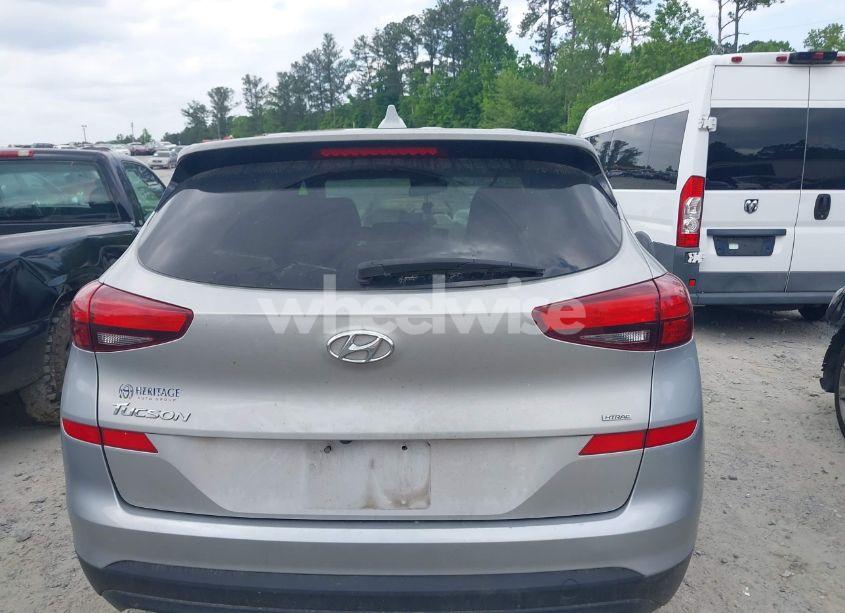 Photo 16 of 2020 Hyundai Tucson SE (VIN KM8J2CA40LU175326)