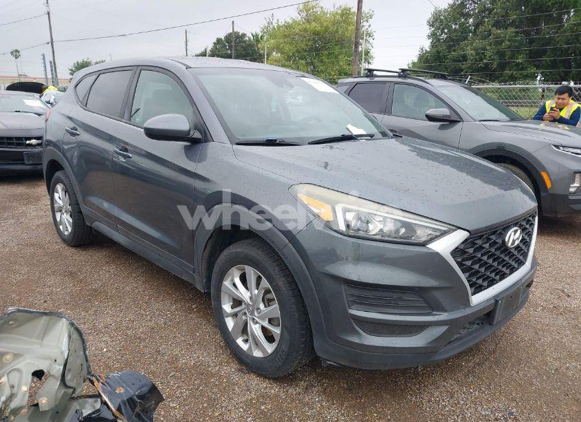 2019 Hyundai Tucson SE (VIN KM8J2CA41KU909275) main photo