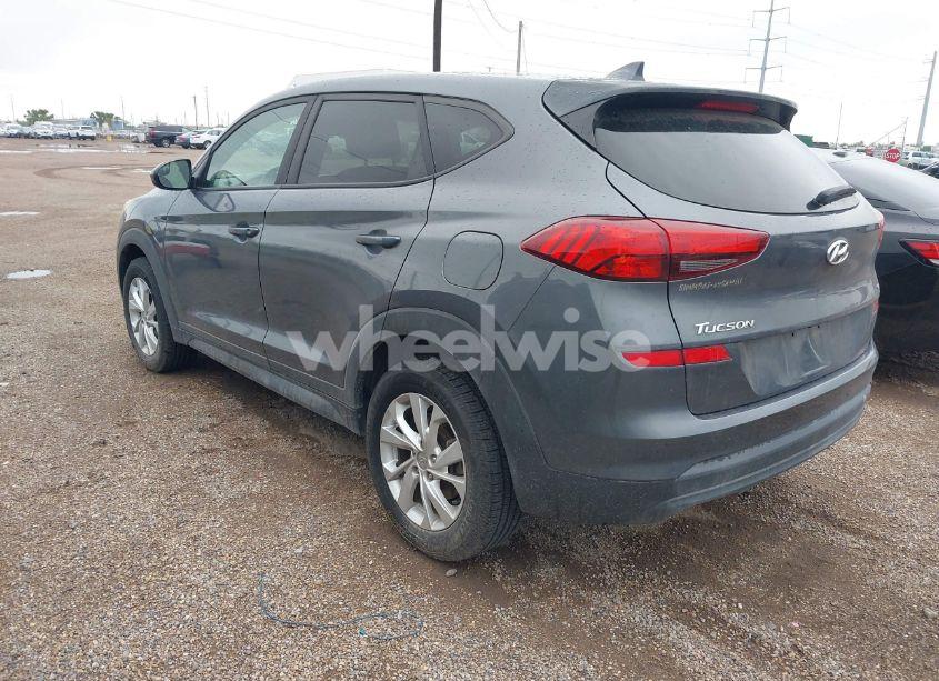Photo 3 of 2019 Hyundai Tucson SE (VIN KM8J2CA41KU909275)