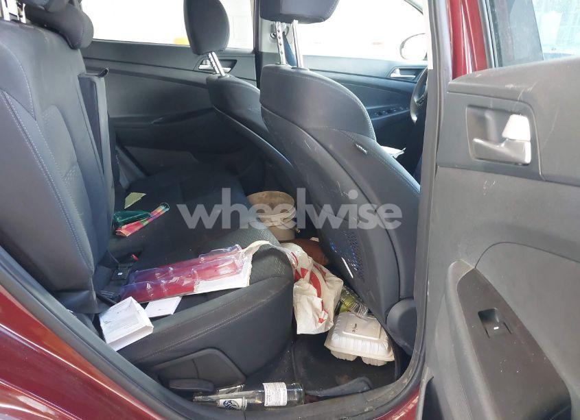 Photo 8 of 2020 Hyundai Tucson SE (VIN KM8J2CA41LU154436)