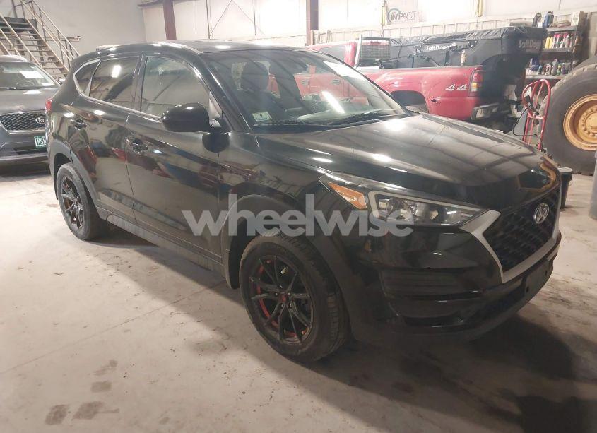 2021 Hyundai Tucson SE (VIN KM8J2CA41MU348241) main photo