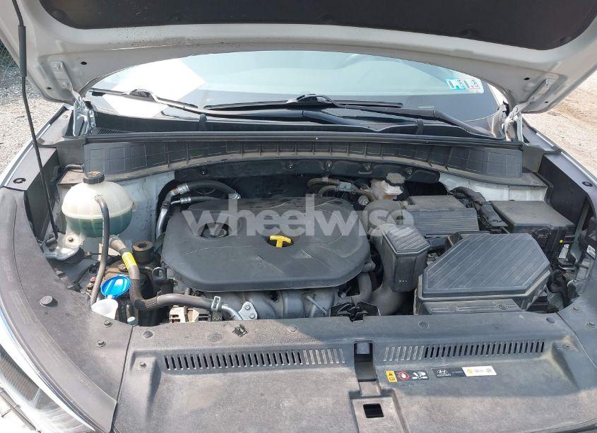 Photo 10 of 2018 Hyundai Tucson SE (VIN KM8J2CA42JU768621)