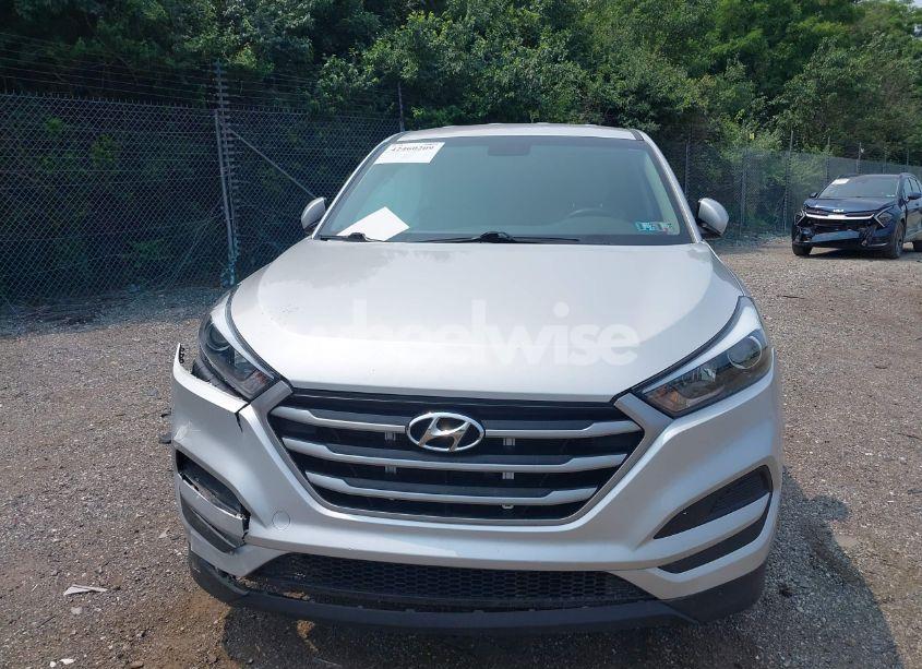 Photo 13 of 2018 Hyundai Tucson SE (VIN KM8J2CA42JU768621)