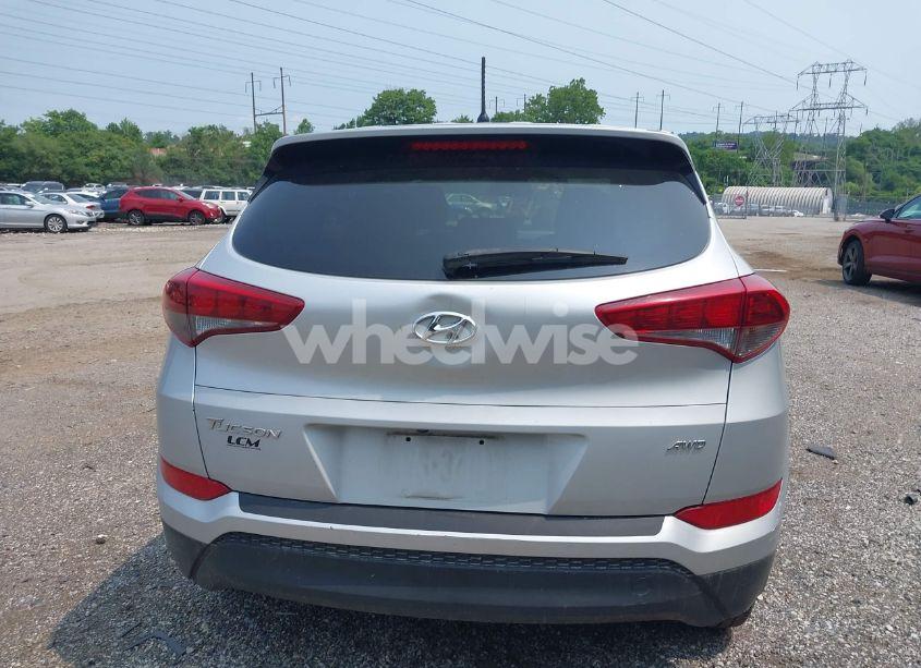 Photo 17 of 2018 Hyundai Tucson SE (VIN KM8J2CA42JU768621)