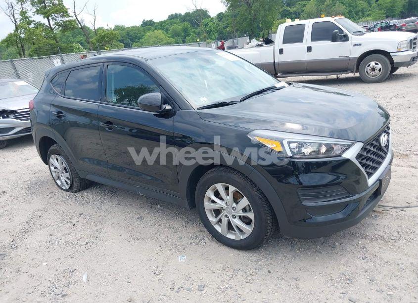 2020 Hyundai Tucson SE (VIN KM8J2CA42LU107612) main photo