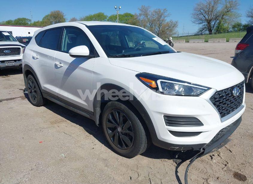 2020 Hyundai Tucson SE (VIN KM8J2CA42LU154252) main photo