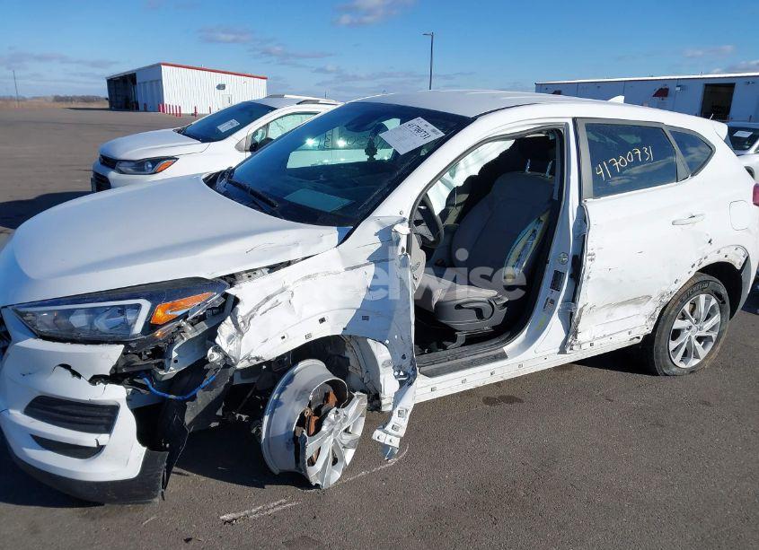 Photo 6 of 2020 Hyundai Tucson SE (VIN KM8J2CA42LU173352)