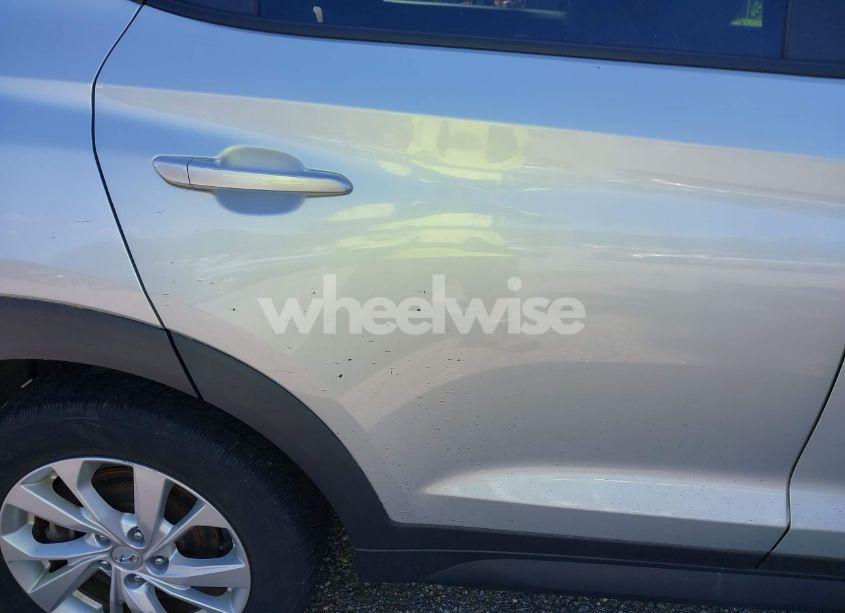 Photo 19 of 2019 Hyundai Tucson SE (VIN KM8J2CA43KU010613)