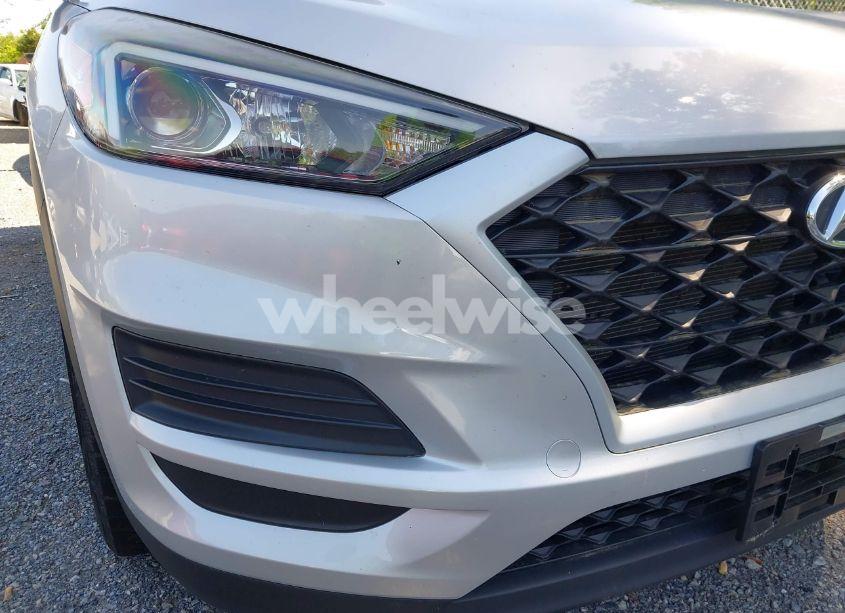 Photo 21 of 2019 Hyundai Tucson SE (VIN KM8J2CA43KU010613)