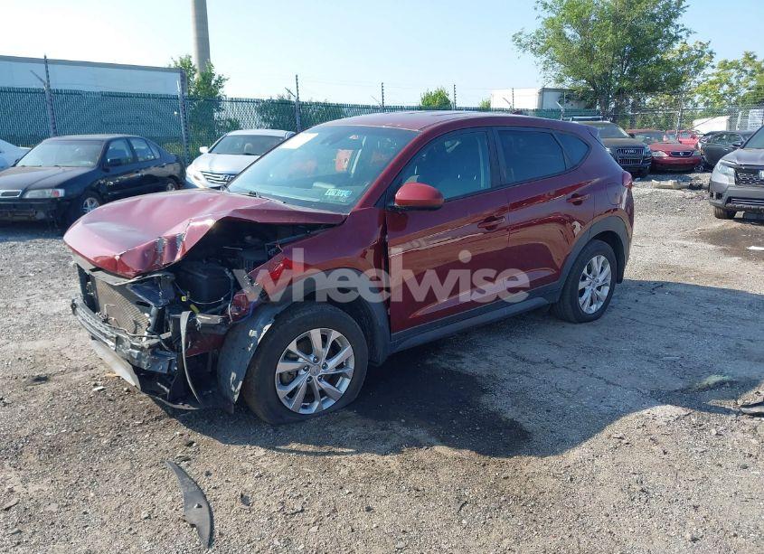 Photo 2 of 2019 Hyundai Tucson SE (VIN KM8J2CA45KU043581)