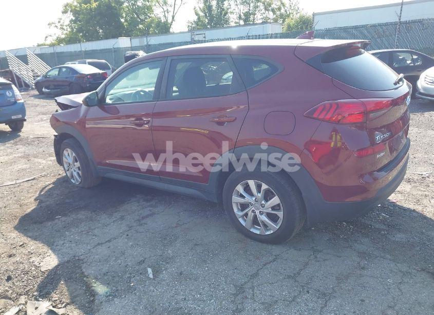 Photo 3 of 2019 Hyundai Tucson SE (VIN KM8J2CA45KU043581)