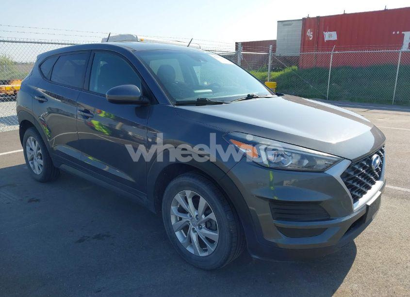 2019 Hyundai Tucson SE (VIN KM8J2CA45KU890701) main photo