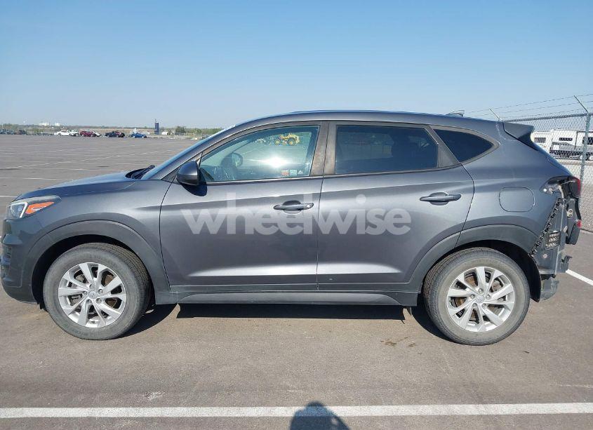 Photo 15 of 2019 Hyundai Tucson SE (VIN KM8J2CA45KU890701)