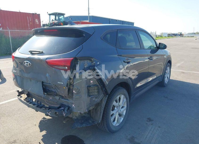 Photo 4 of 2019 Hyundai Tucson SE (VIN KM8J2CA45KU890701)