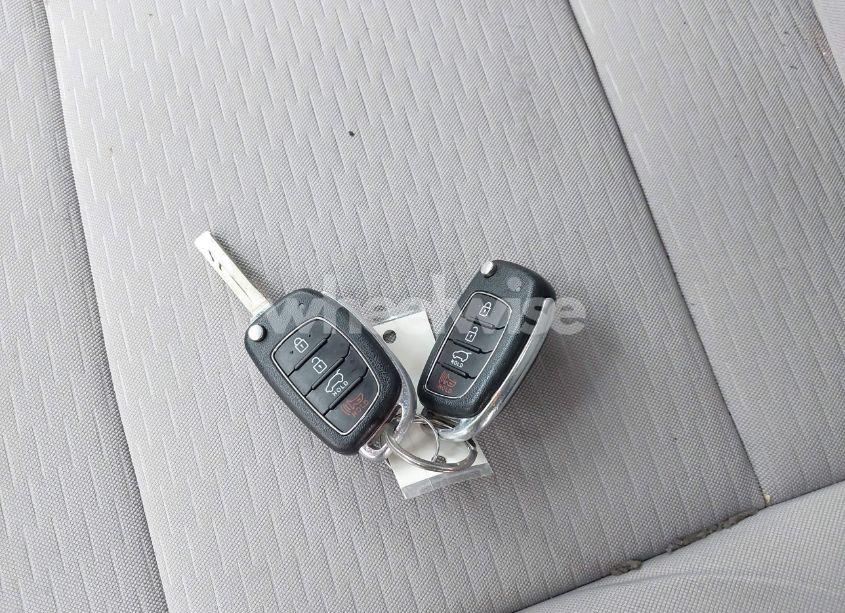 Photo 11 of 2020 Hyundai Tucson SE (VIN KM8J2CA45LU161342)