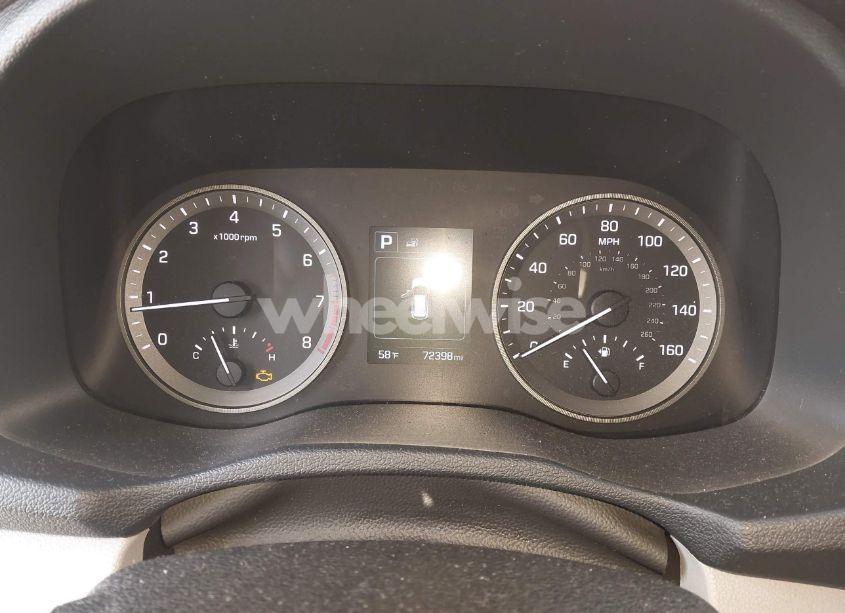 Photo 7 of 2018 Hyundai Tucson SE (VIN KM8J2CA46JU658316)