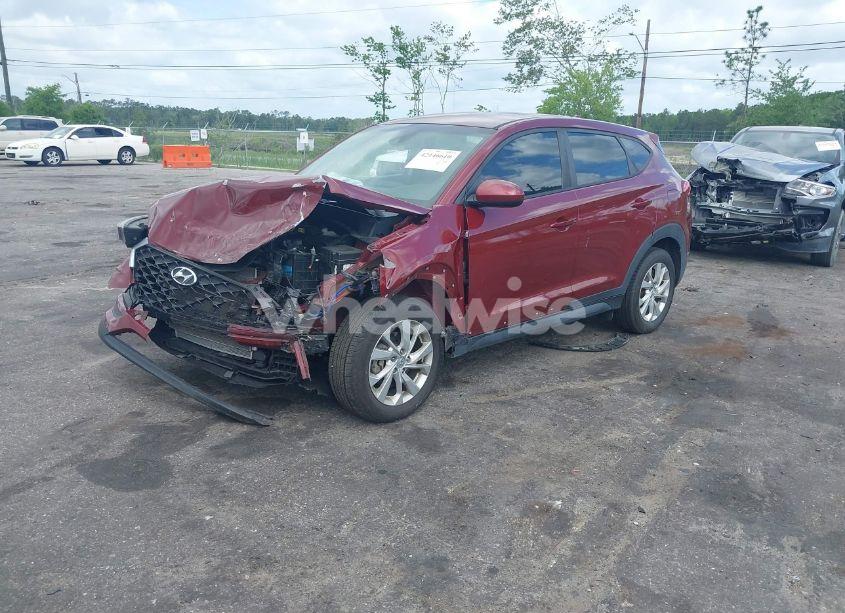 Photo 2 of 2019 Hyundai Tucson SE (VIN KM8J2CA46KU937184)