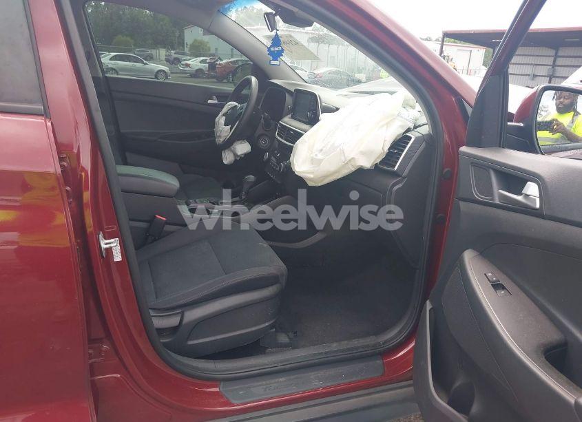 Photo 5 of 2019 Hyundai Tucson SE (VIN KM8J2CA46KU937184)