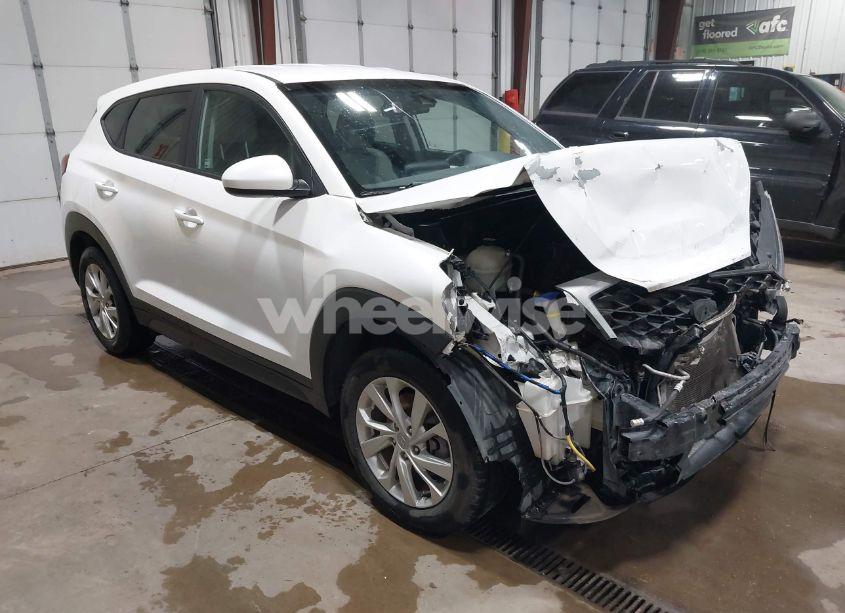2020 Hyundai Tucson SE (VIN KM8J2CA46LU135560) main photo