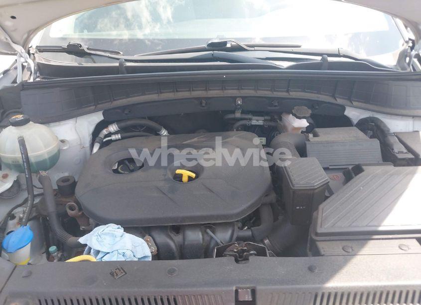 Photo 10 of 2018 Hyundai Tucson SE (VIN KM8J2CA47JU653416)