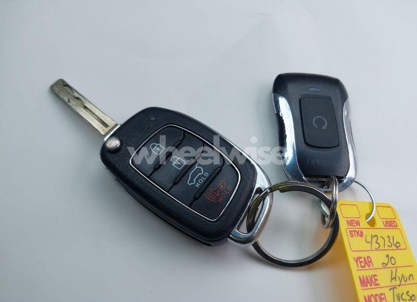 Photo 11 of 2020 Hyundai Tucson SE (VIN KM8J2CA47LU112028)