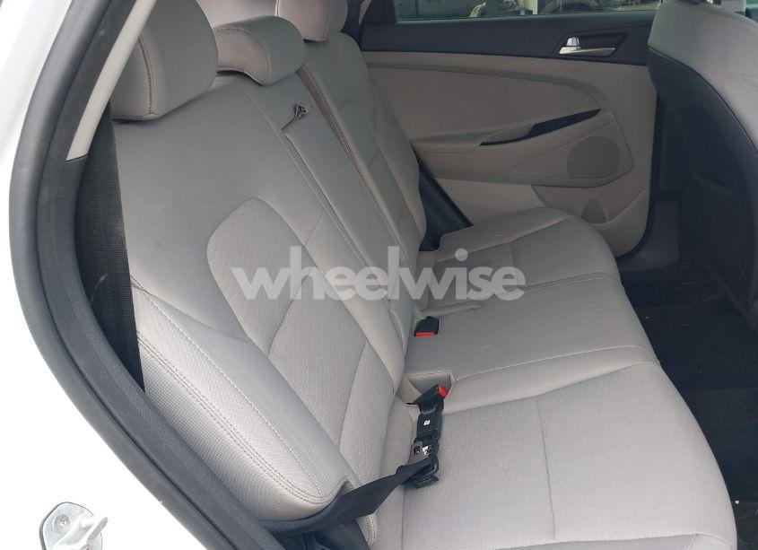 Photo 8 of 2020 Hyundai Tucson SE (VIN KM8J2CA47LU112028)