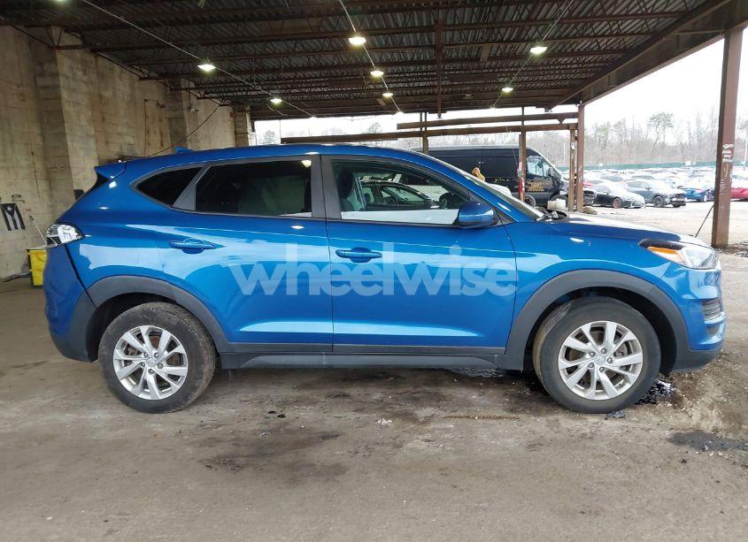 Photo 13 of 2019 Hyundai Tucson SE (VIN KM8J2CA48KU993577)