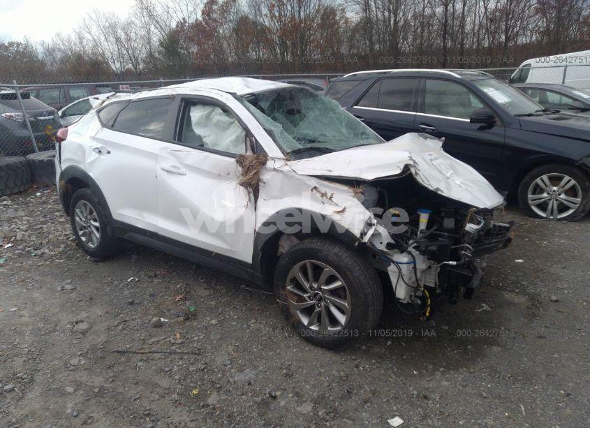 2018 Hyundai Tucson SE (VIN KM8J2CA49JU807348) main photo