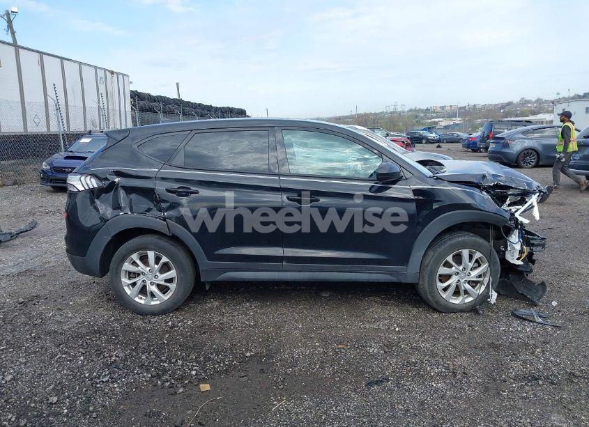 Photo 14 of 2019 Hyundai Tucson SE (VIN KM8J2CA49KU072789)