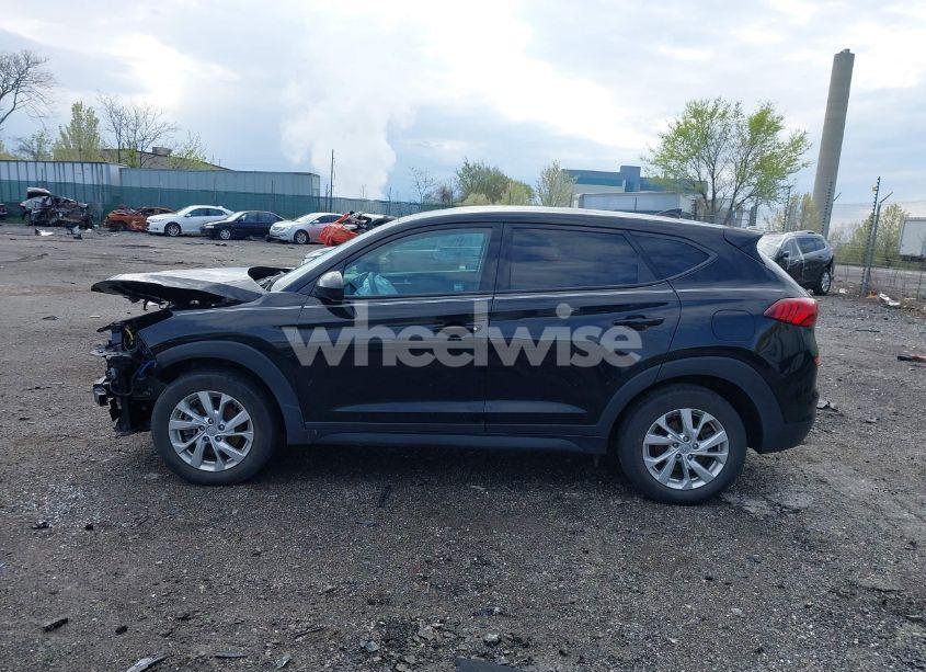 Photo 15 of 2019 Hyundai Tucson SE (VIN KM8J2CA49KU072789)